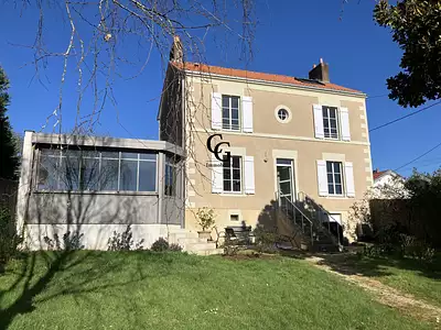 Maison, 180 m²