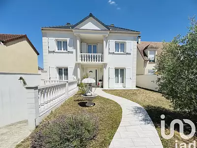 Maison, 153 m²