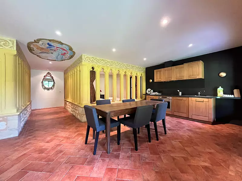 Maison, 210 m²