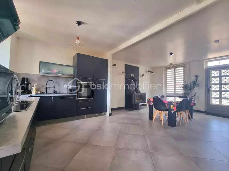 Maison, 105 m²