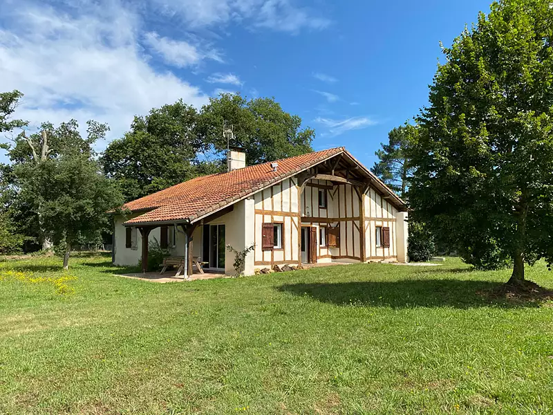 Maison, 317 m²