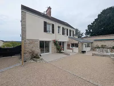 Maison, 210 m²
