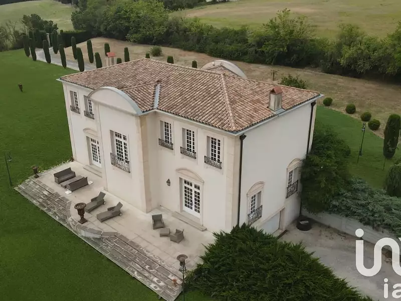 Maison, 283 m²