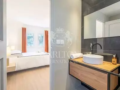 Maison, 331 m²