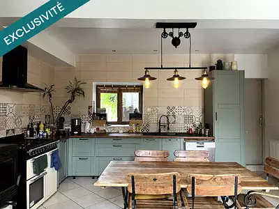 Maison, 329 m²
