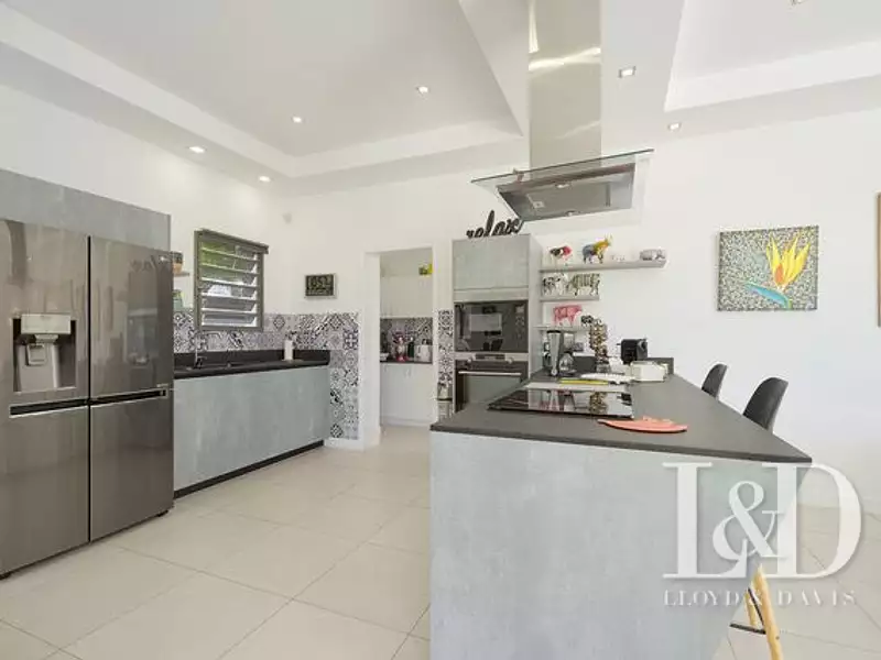 Maison, 260 m²