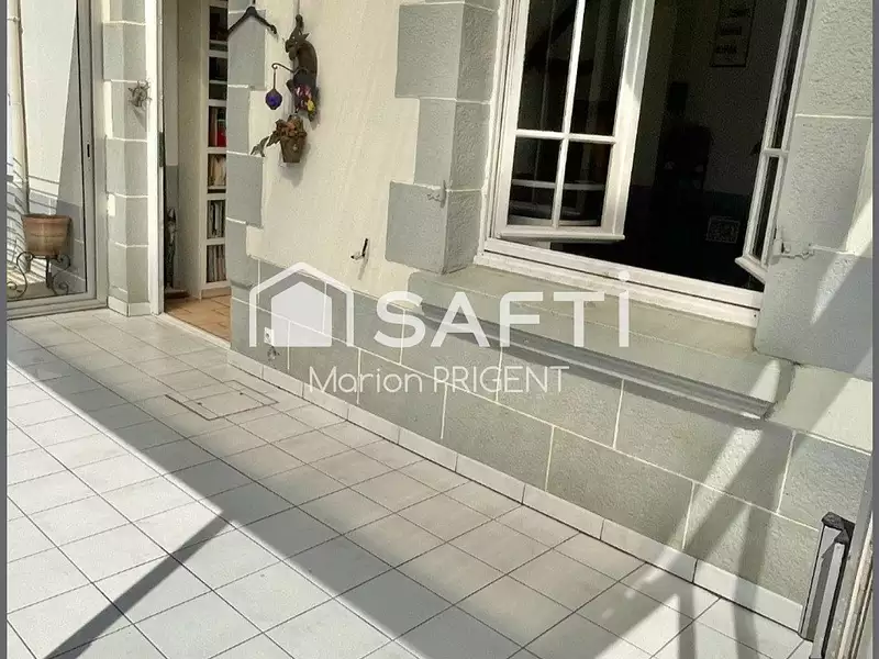 Maison, 176 m²