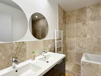 Maison, 200 m²