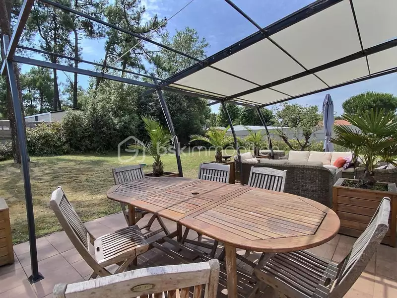 Maison, 163 m²
