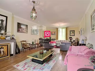 Maison, 230 m²