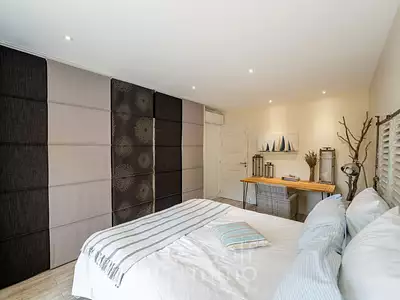 Maison, 220 m²