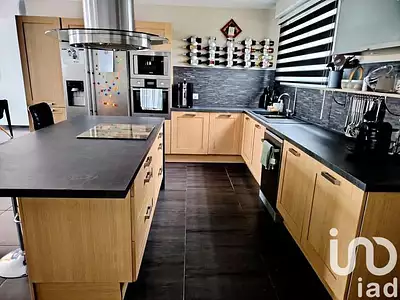 Maison, 99 m²