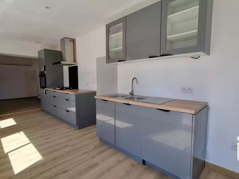 Maison, 166 m²