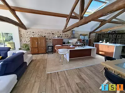 Maison, 250 m²