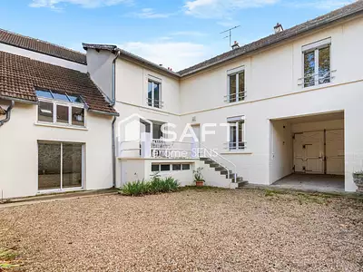 Maison, 237 m²
