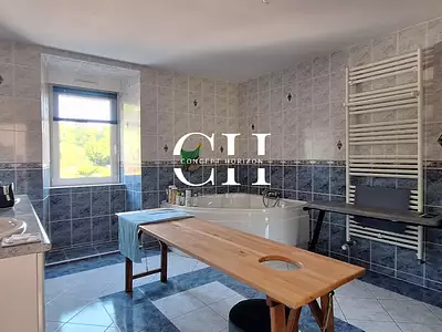 Maison, 286 m²