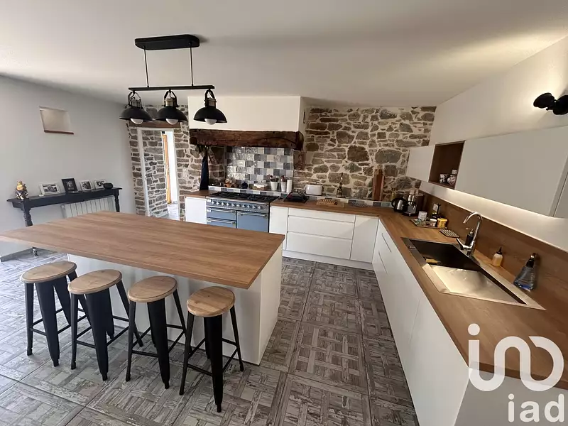 Maison, 167 m²