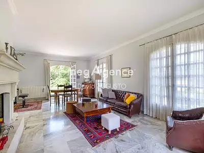 Maison, 180 m²