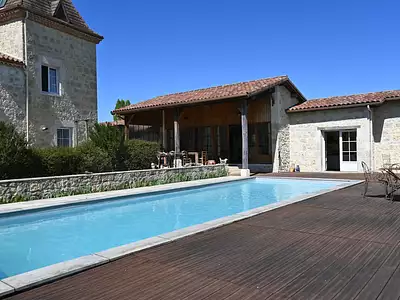 Maison, 374 m²