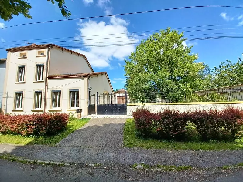 Maison, 210 m²