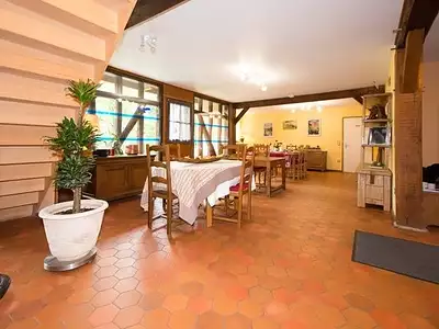 Maison, 280 m²