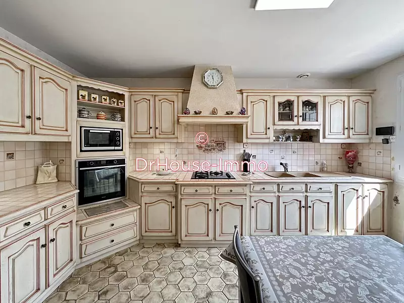 Maison, 167 m²