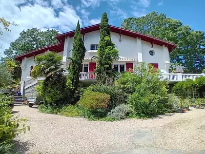 Maison, 350 m²