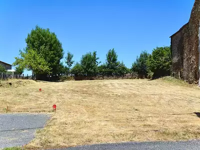 Terrain, 930 m²