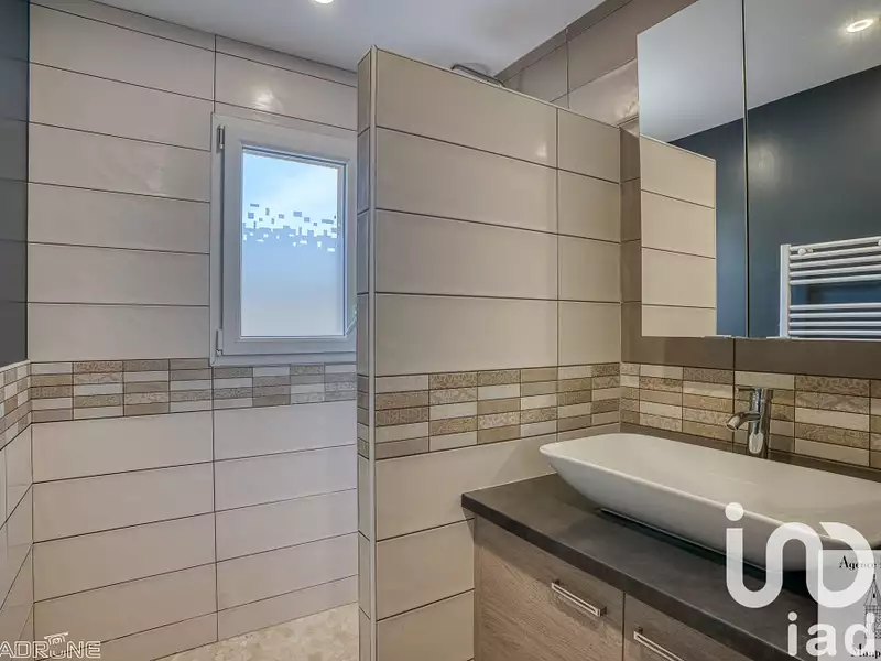 Maison, 169 m²