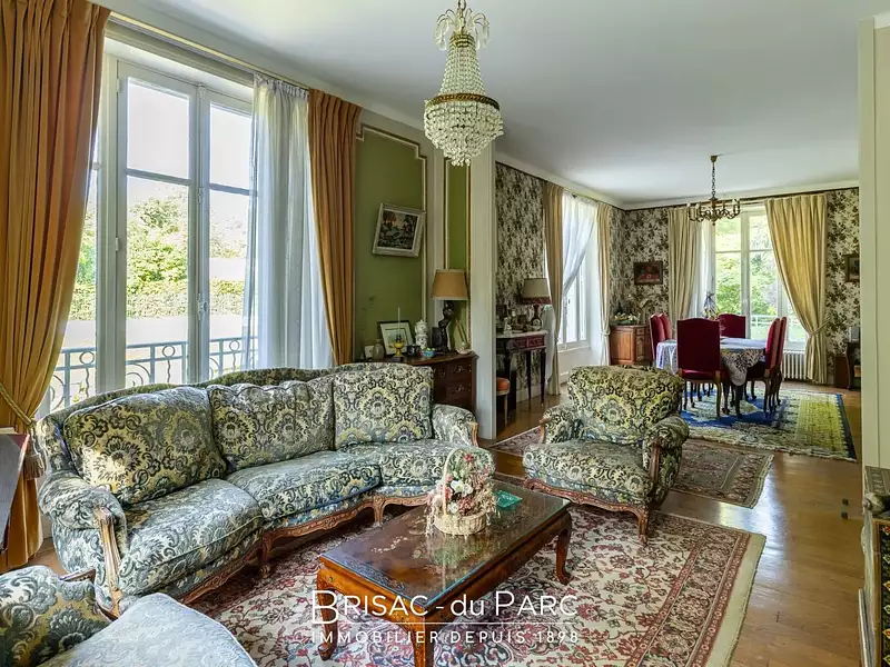Maison, 180 m²