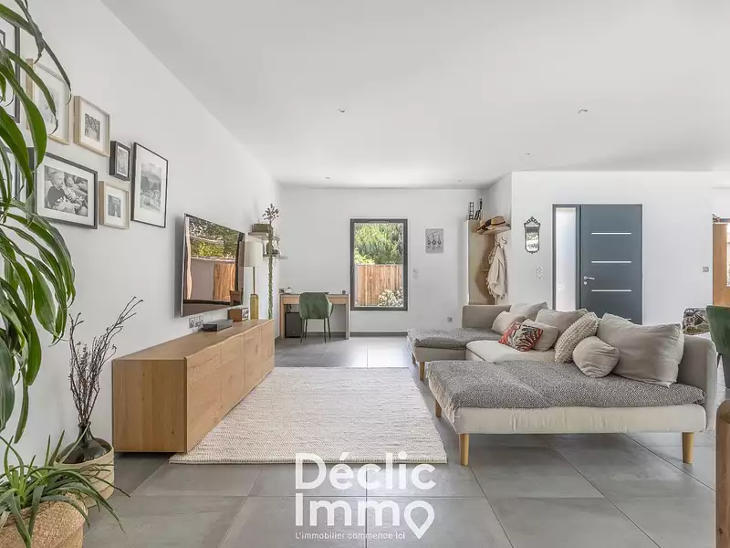 Maison, 162 m²