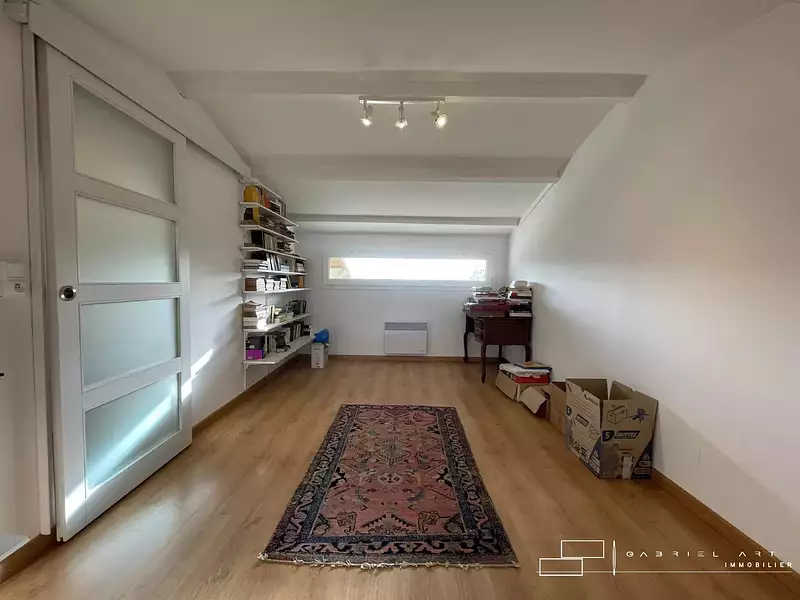 Maison, 185 m²