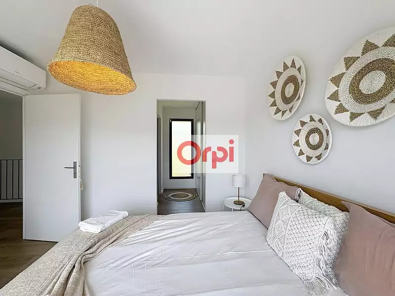 Maison, 163 m²