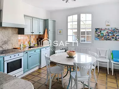 Maison, 163 m²