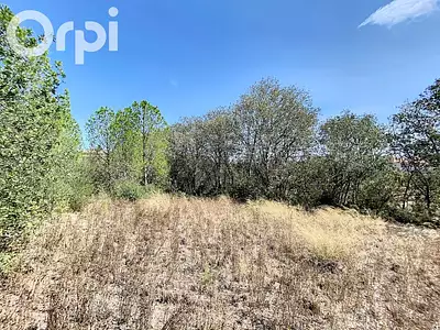 Terrain, 3 880 m²