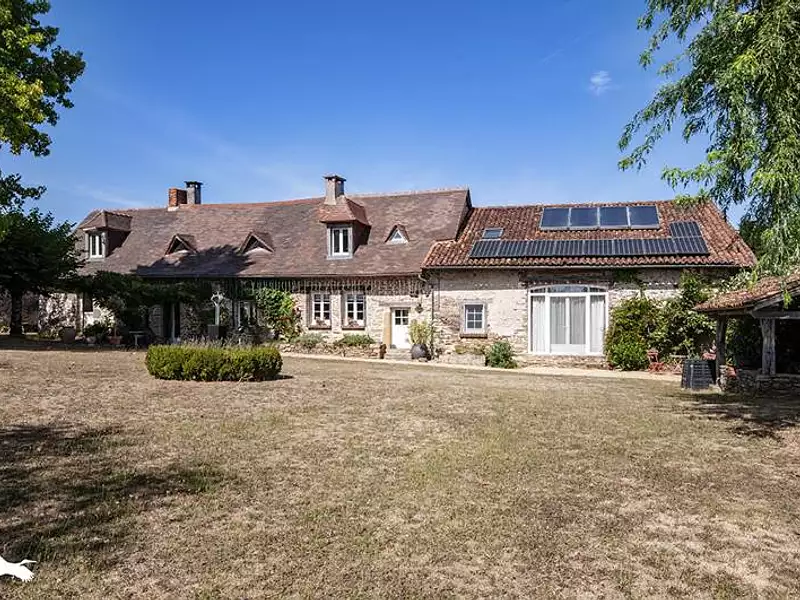 Maison, 232 m²