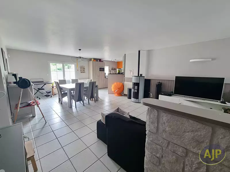 Maison, 100,76 m²