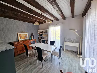 Maison, 168 m²