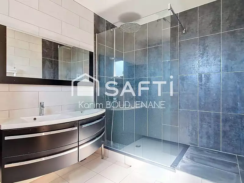 Maison, 117 m²