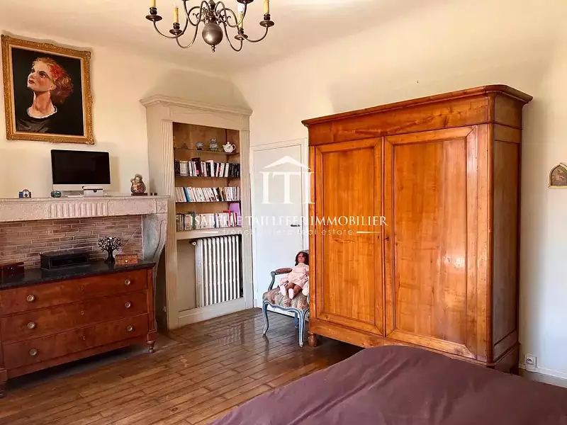 Maison, 280 m²