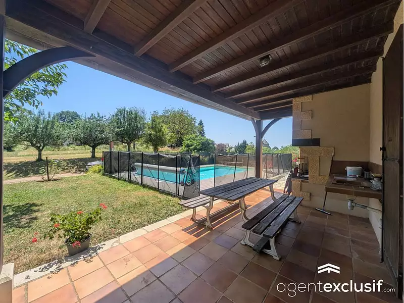 Maison, 308 m²