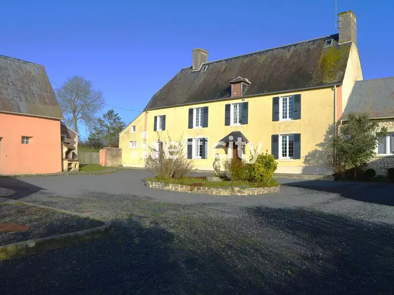 Maison, 210 m²
