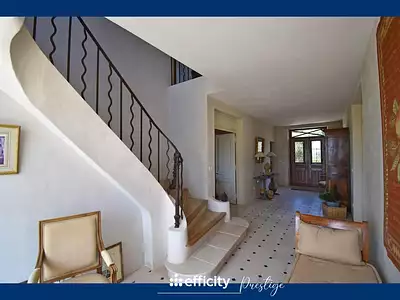 Maison, 400 m²
