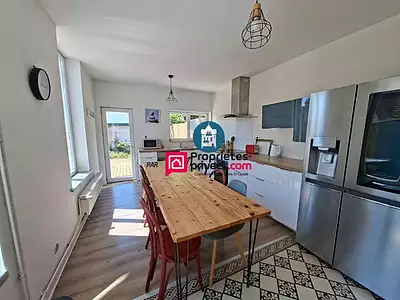 Maison, 210 m²