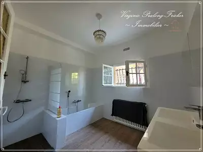 Maison, 350 m²