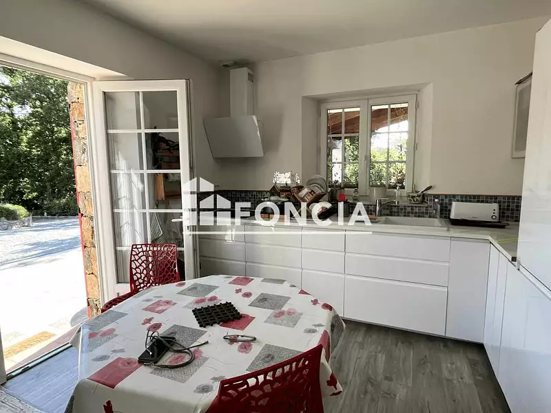 Maison, 130 m²
