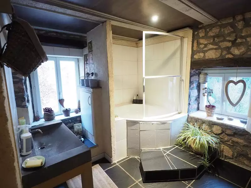 Maison, 215 m²