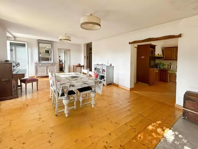 Maison, 222 m²