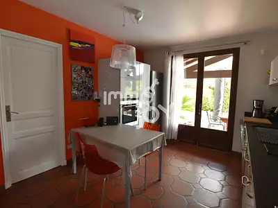 Maison, 168 m²