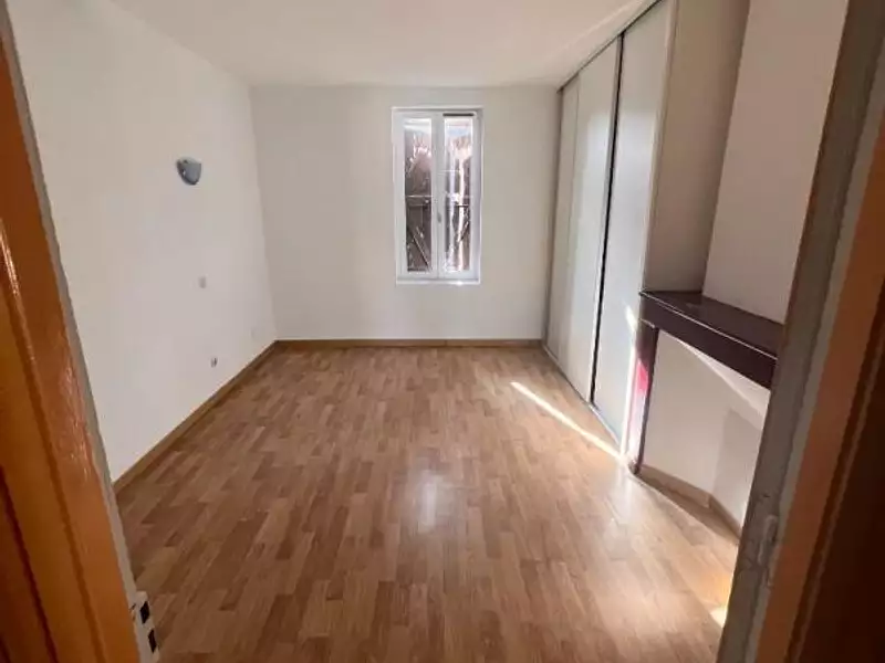 Maison, 176 m²